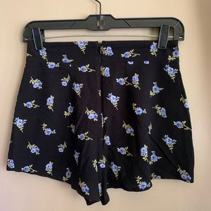 Floral short